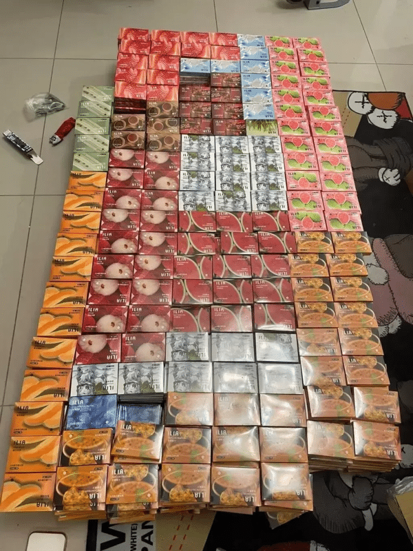 ILIA一代發光煙彈 買5送普通杆/買8送皮革機 通用RELX悅刻主機一代、SP2S煙桿